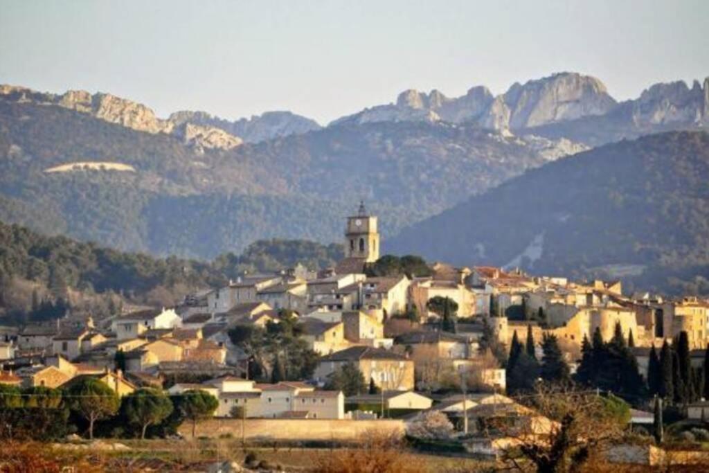 Gite De L'Eglise Sablet Exterior foto